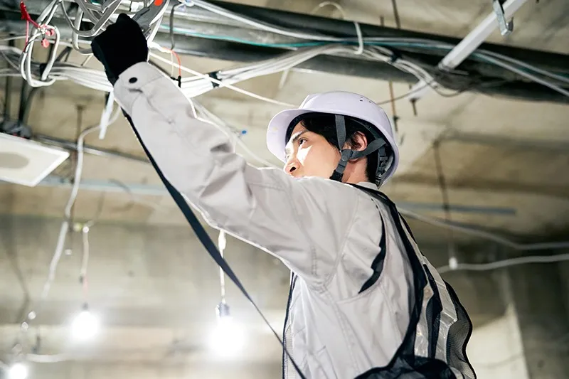 電気通信工事の現場スタッフ ※未経験